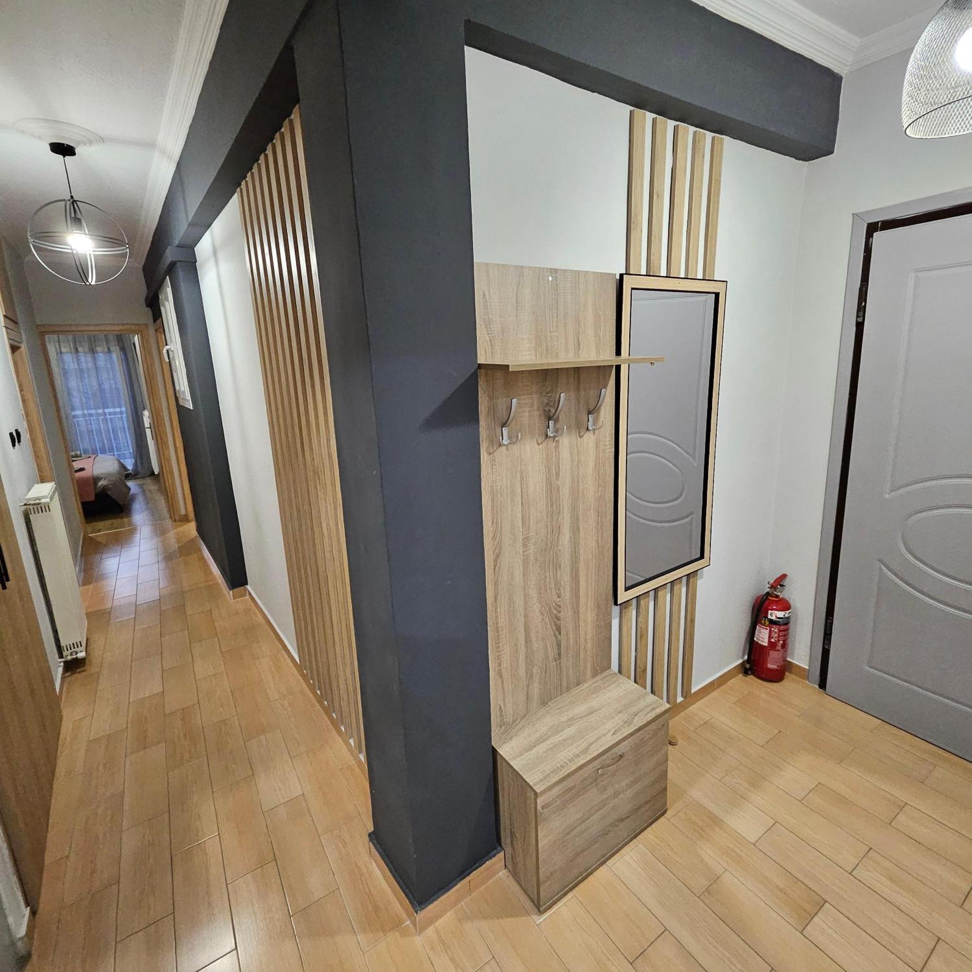 Central 3 Modern Apartment With Free Parking Serres Habitación foto